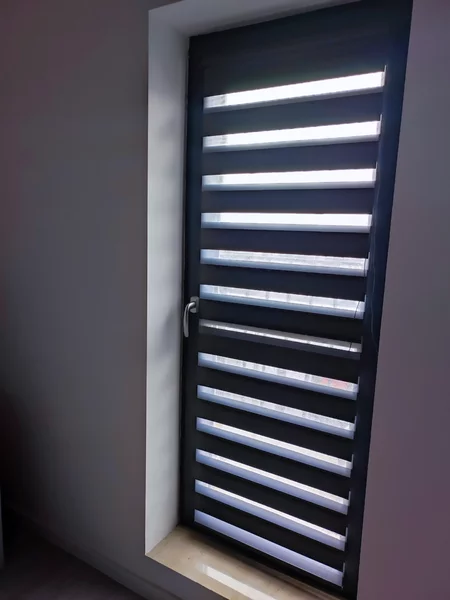 Jaluzele Rulouri Rolete Plase pe comanda